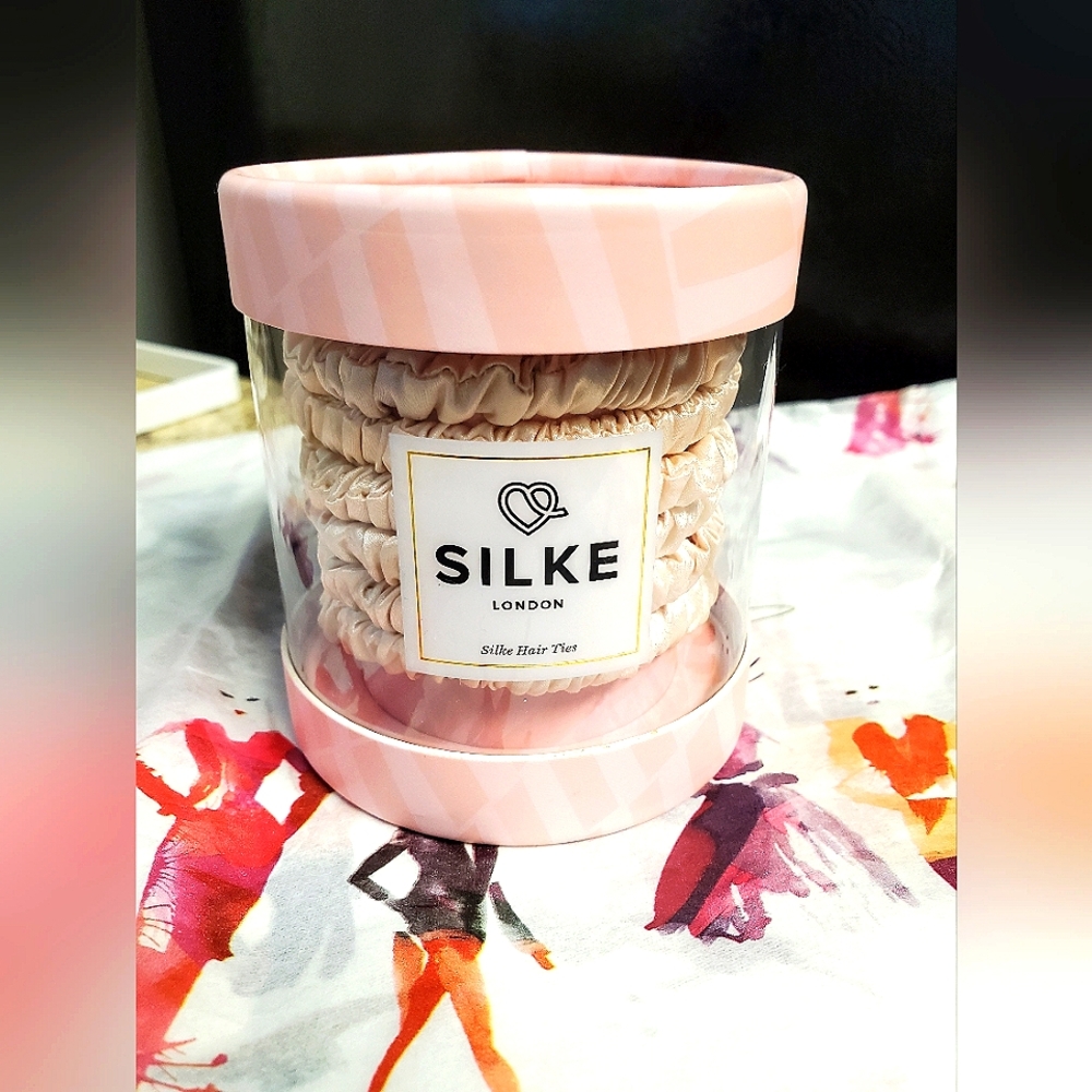 New Women's SILKE (London) Hair Ties 100% Pure Silk Ivory Color Six in a Box